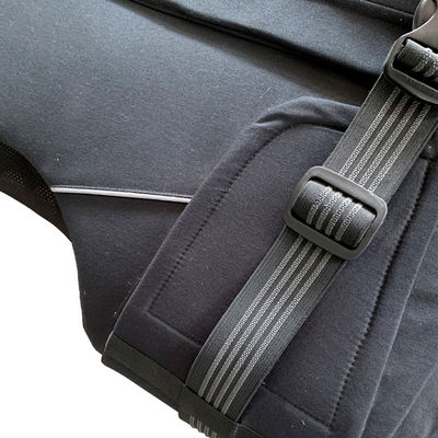 Polyester und EVA Die perfekte Kombination für eine 1 kg Beta-zertifizierte Reitweste