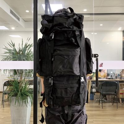 Großer Rucksack für Outdoor-Reisen und Camping