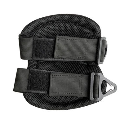Farbiger Sportschutz mit Grundschutznorm