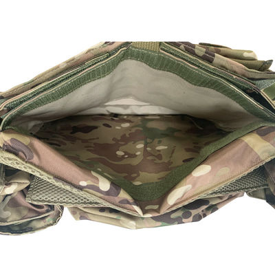 Aktivitäten im Freien müssen eine anpassbare Schutzweste mit Molle und Taschen haben