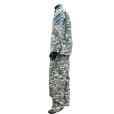 Atmungsannehmbare Sportuniform Jackette und Hose für Outdoor Training Unisex nahtlose Fusion