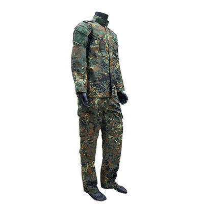 Schutzklasse Grundschutz Männer Sportuniform mit individuellem Design