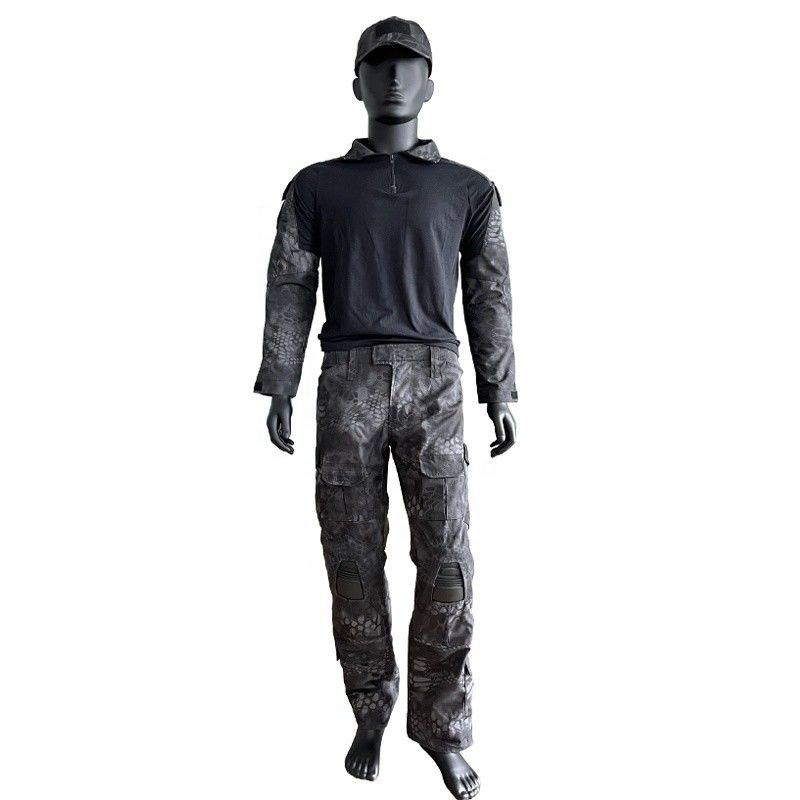 Polyester-/Baumwollhemd für Männer mit langem Ärmeln Strickhemd Uniform Froschanzug in individueller Farbe
