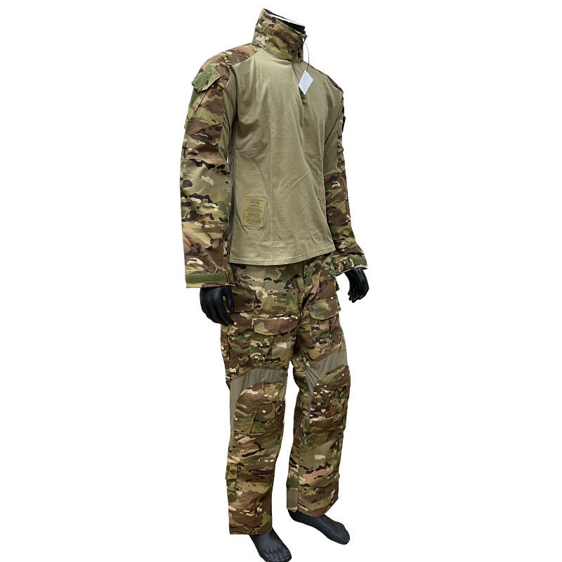 Schutzfunktion Trainingsanzug für Männer mit Grundschutz und Außenuniform